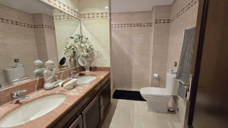 2 bedroom Apartments for sale in La Mairena – R4988746