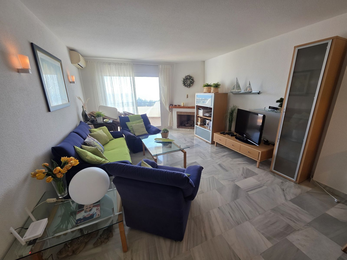 2 bedroom Penthouses for sale in Calahonda – R5327713