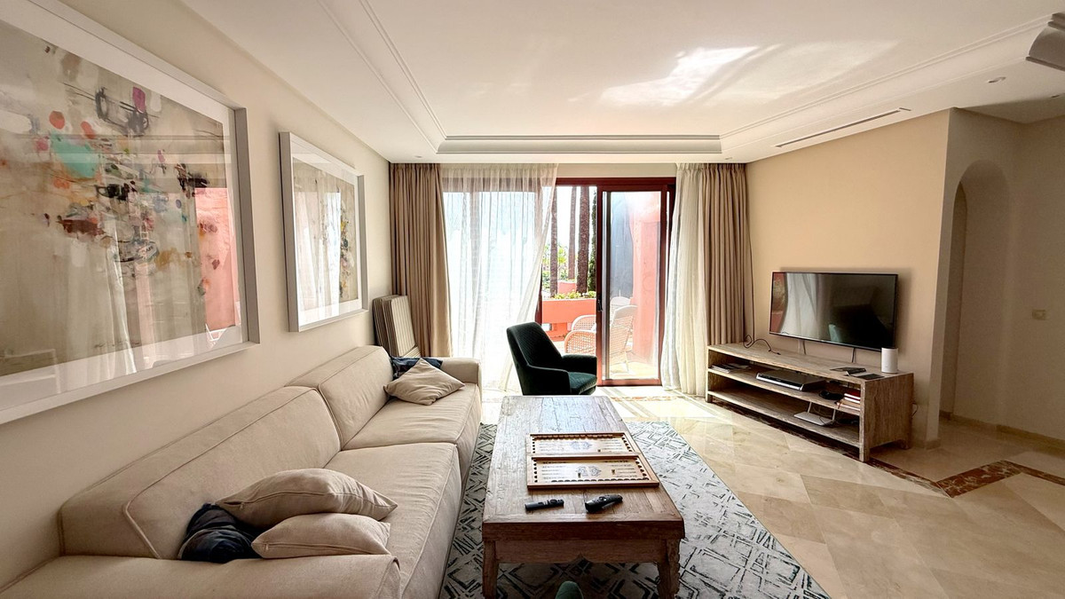 3 bedroom Apartments for sale in Nueva Milla de Oro – R5357338