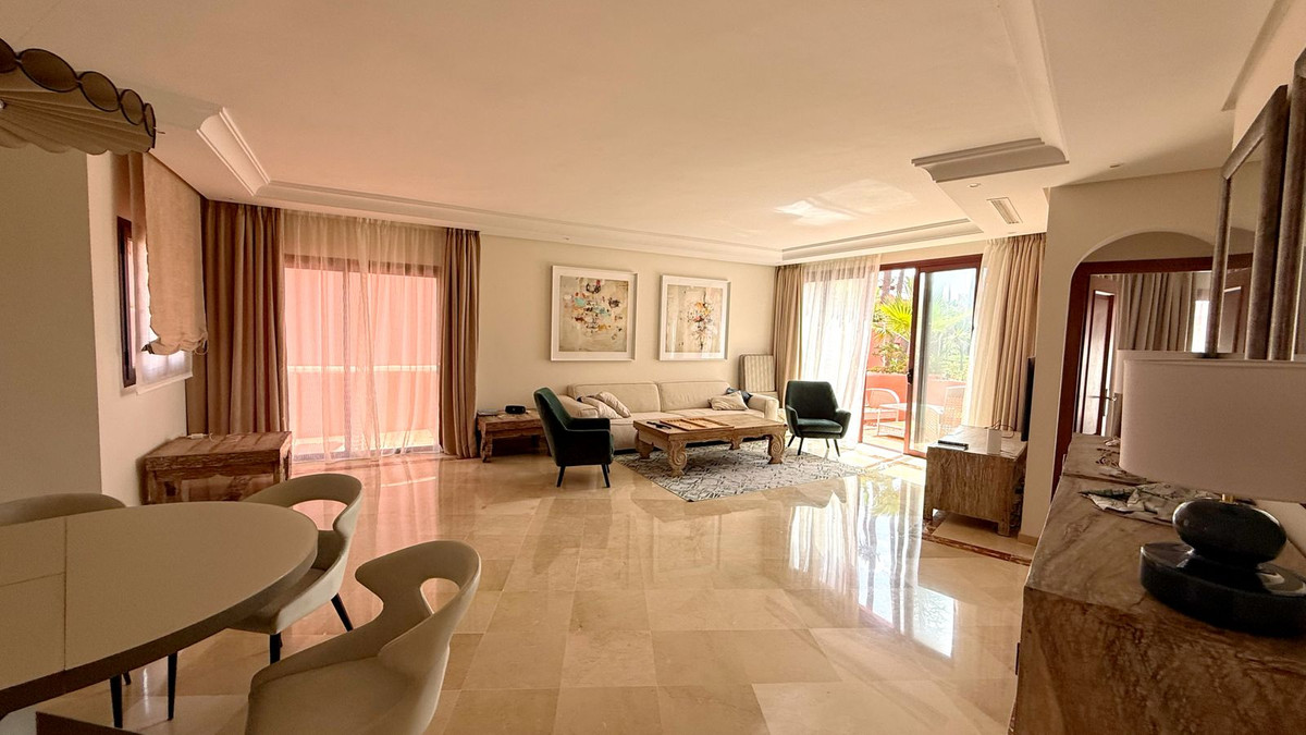 3 bedroom Apartments for sale in Nueva Milla de Oro – R5357338