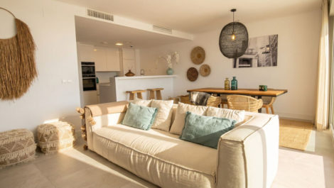 Apartamentos de 3 dormitorios en venta en Cabopino – R5350879