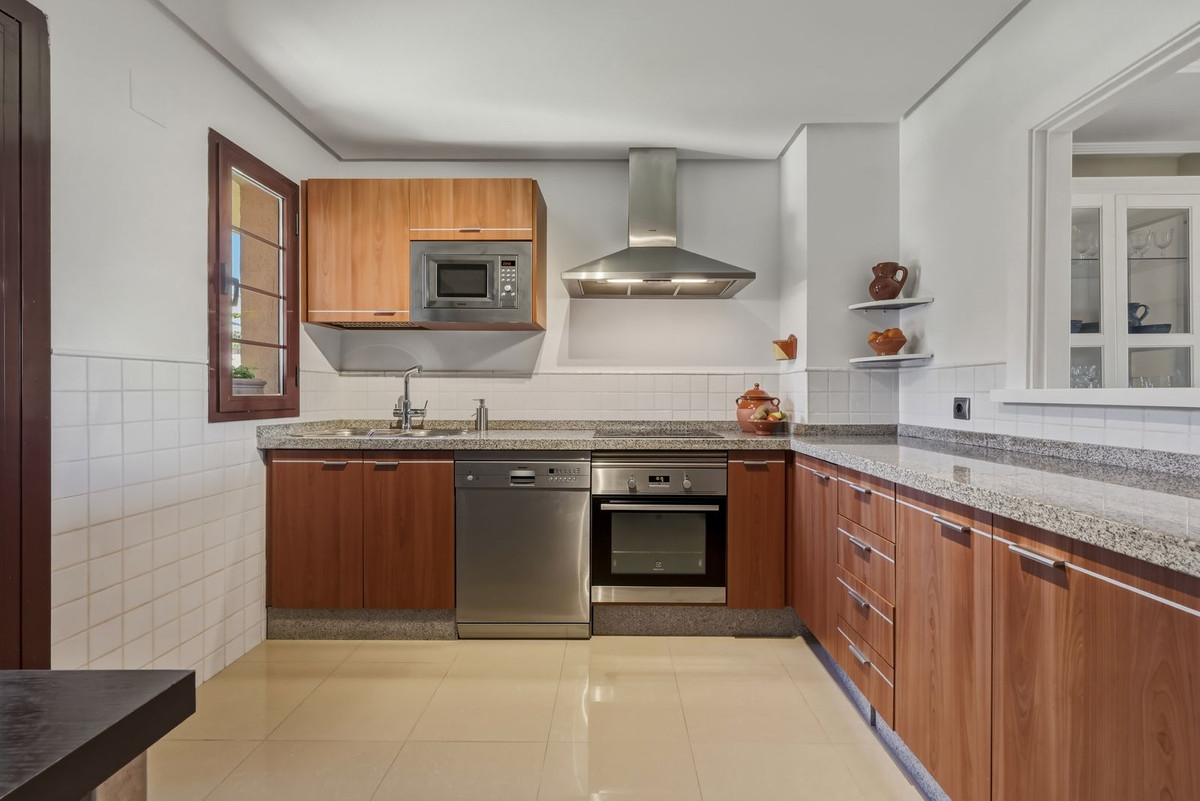 2 bedroom Apartments for sale in La Mairena – R5351347