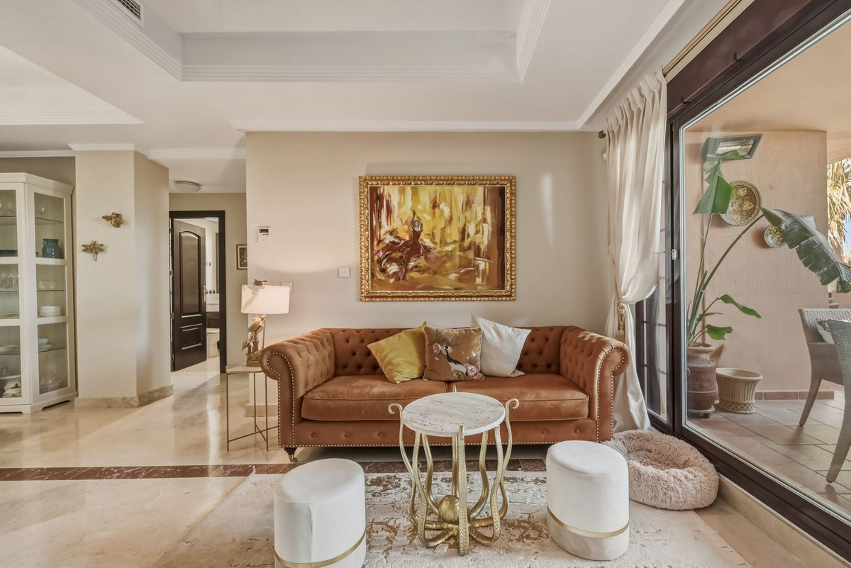 2 bedroom Apartments for sale in La Mairena – R5351347