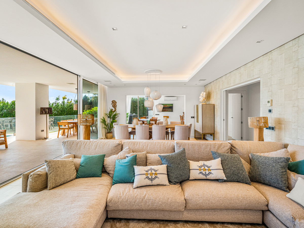 4 bedroom Villas for sale in Los Flamingos – R5353831 4 bedroom Villas for sale in Los Flamingos – R5353831