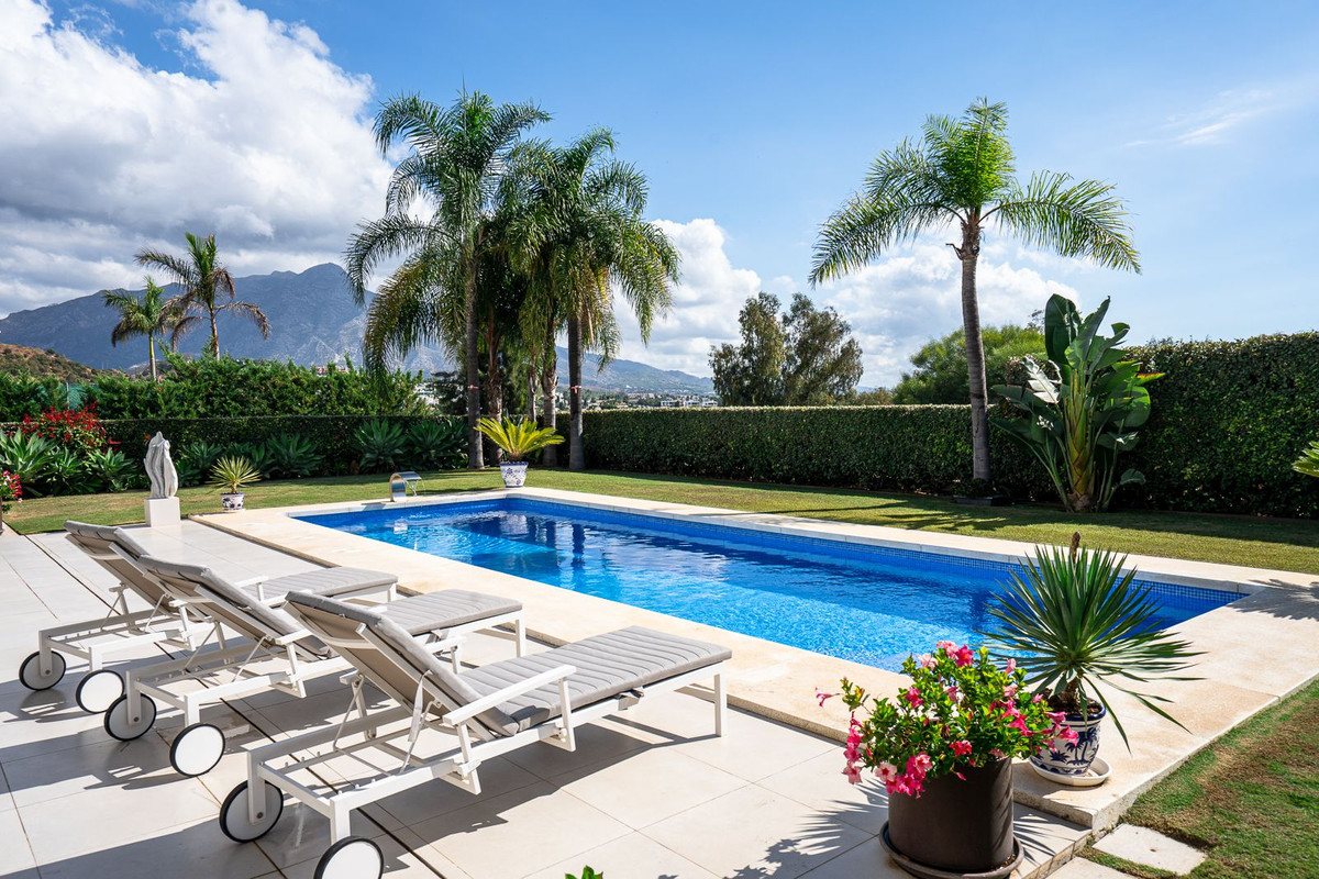 4 bedroom Villas for sale in La Quinta – R5321713