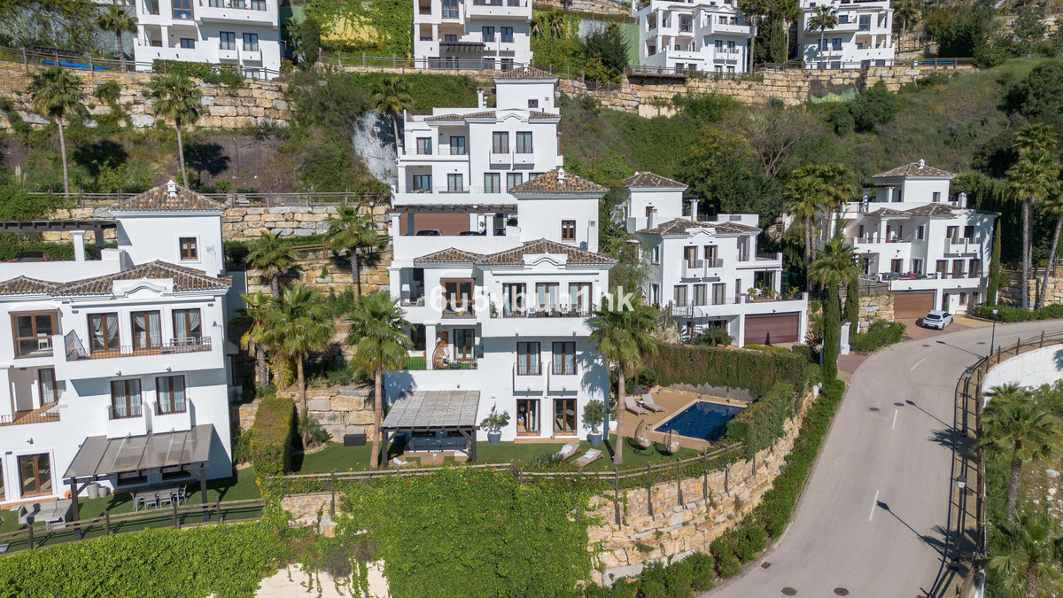 %beds% bedroom Villas for sale in Benahav�s – R5361175 %beds% bedroom Villas for sale in Benahav�s – R5361175