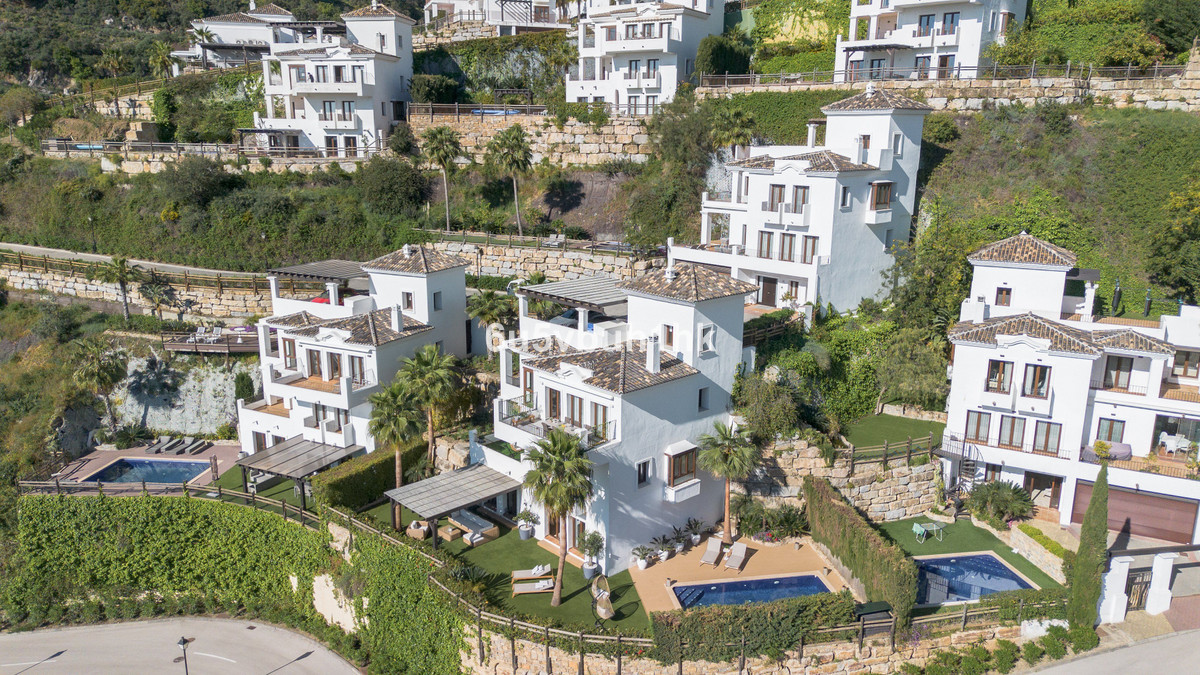 %beds% bedroom Villas for sale in Benahav�s – R5361175 %beds% bedroom Villas for sale in Benahav�s – R5361175