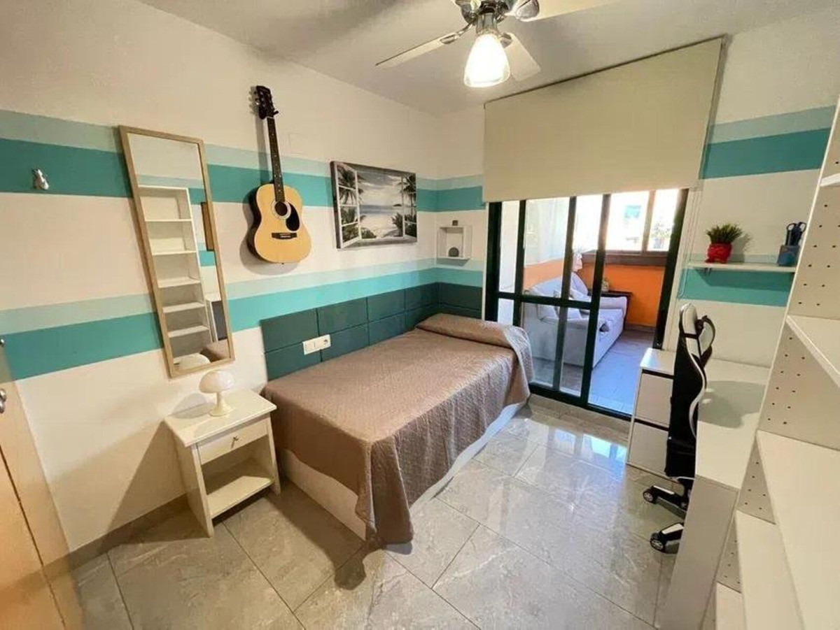 Aticos de 3 dormitorios en venta en Marbella – R5350321