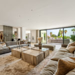 5 bedroom Villas for sale in Milla de Oro – R5181556