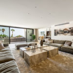 5 bedroom Villas for sale in Milla de Oro – R5181556