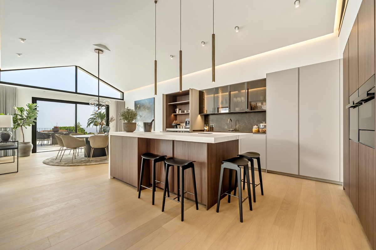 5 bedroom Villas for sale in Milla de Oro – R5181556