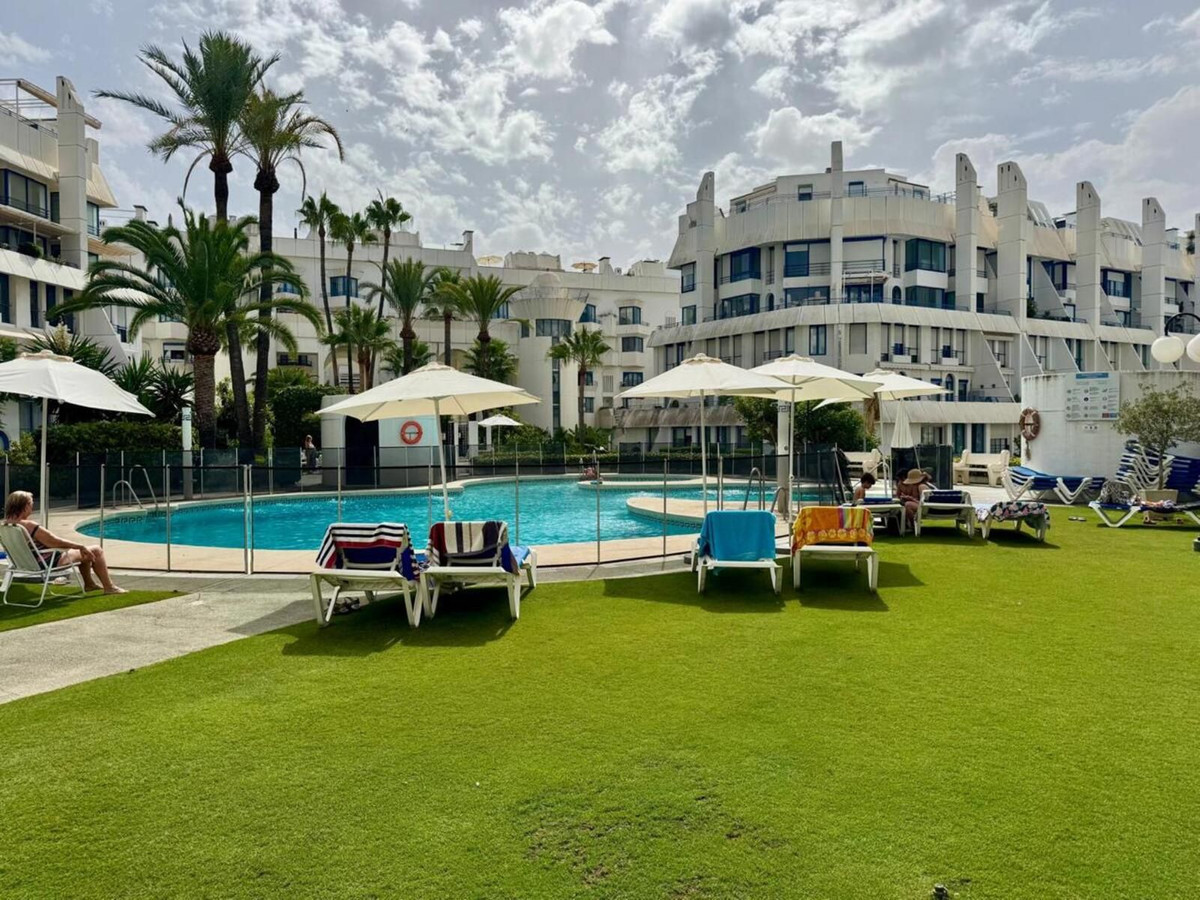 2 bedroom Apartments for sale in Milla de Oro – R5303302