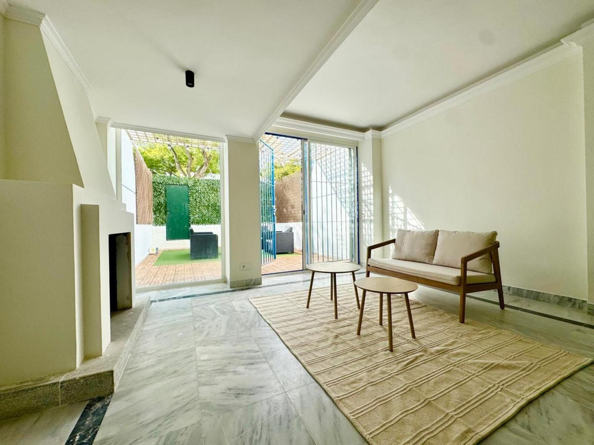 2 bedroom Apartments for sale in Milla de Oro – R5303302