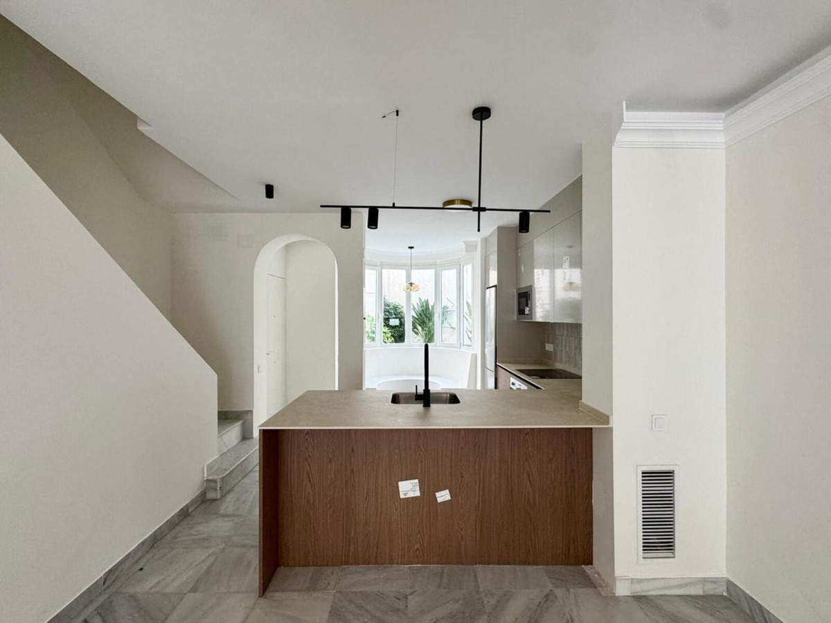 2 bedroom Apartments for sale in Milla de Oro – R5303302