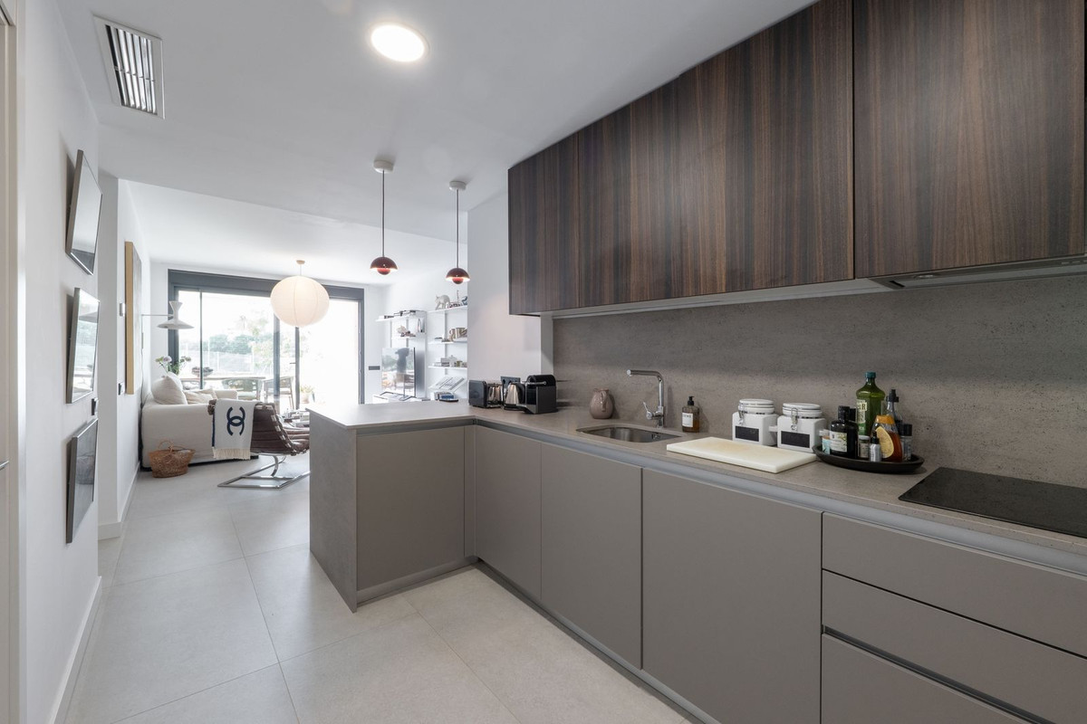 2 bedroom Apartments for sale in Altos de los Monteros – R5333224