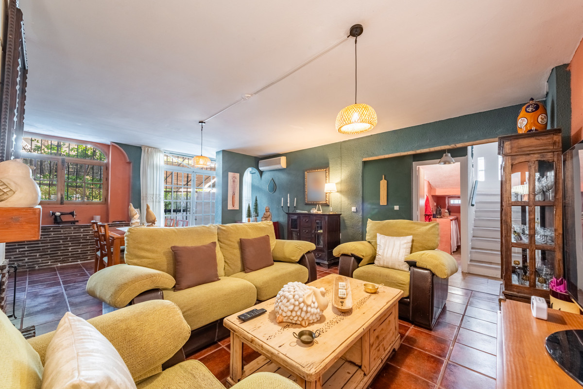 4 bedroom Townhouses for sale in Mijas – R5222365