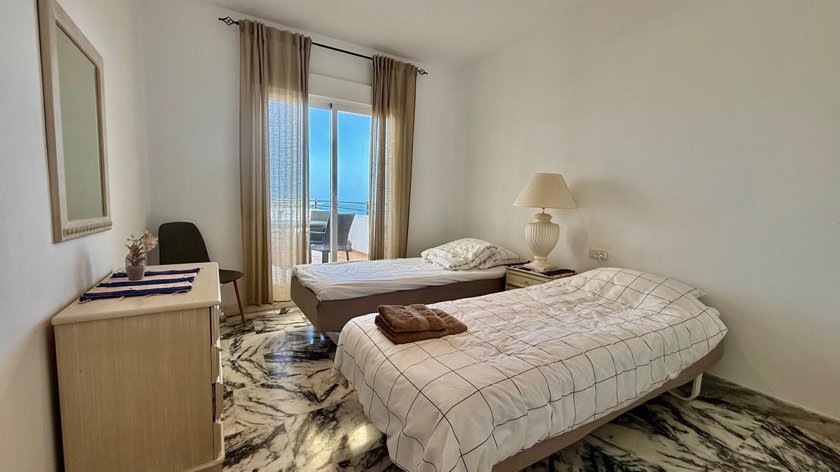 Aticos de 2 dormitorios en venta en La Cala de Mijas – R5365855