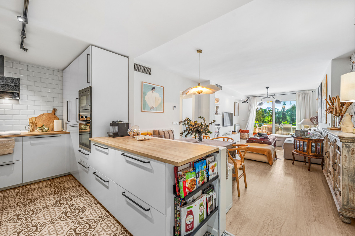 2 bedroom Apartments for sale in Guadalmina Alta – R5271946