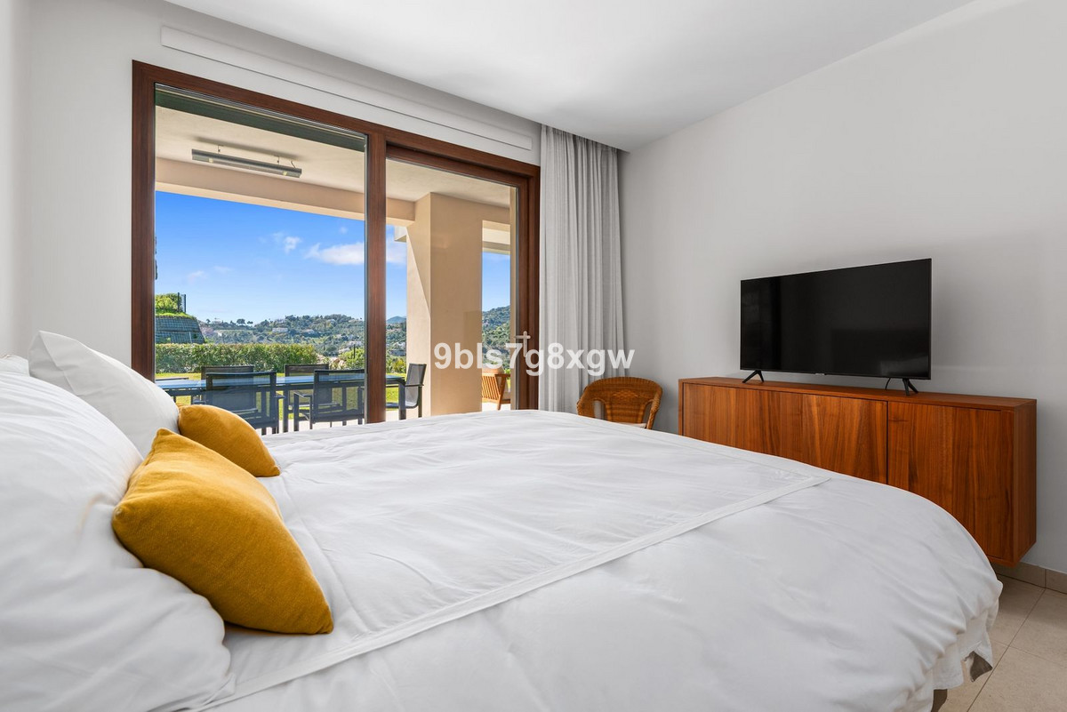 3 bedroom Apartments for sale in La Quinta – R5348134