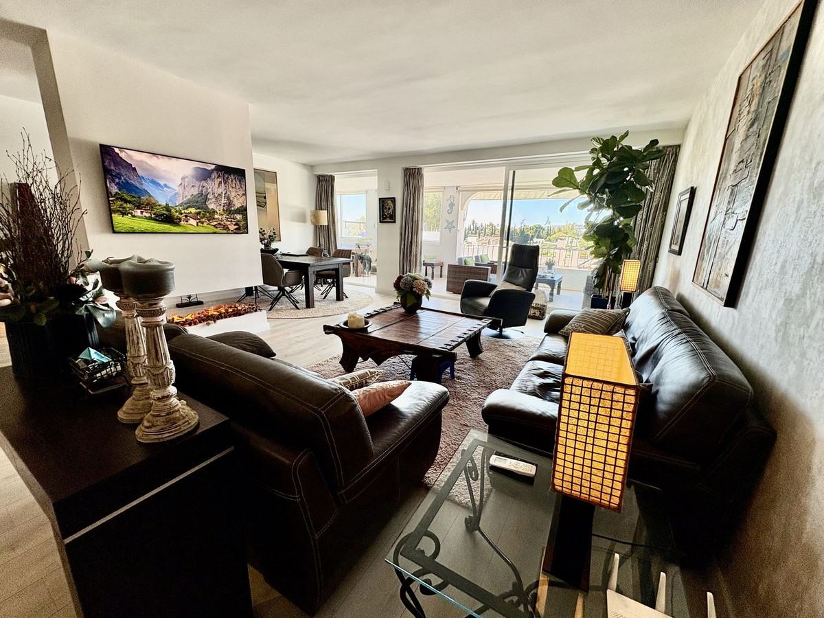 Apartamentos de 2 dormitorios en venta en La Quinta – R5343268