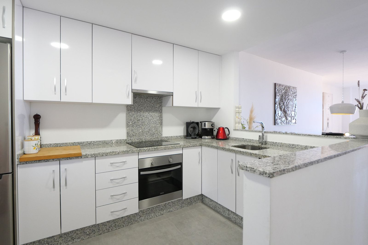 2 bedroom Apartments for sale in Calahonda – R5350249