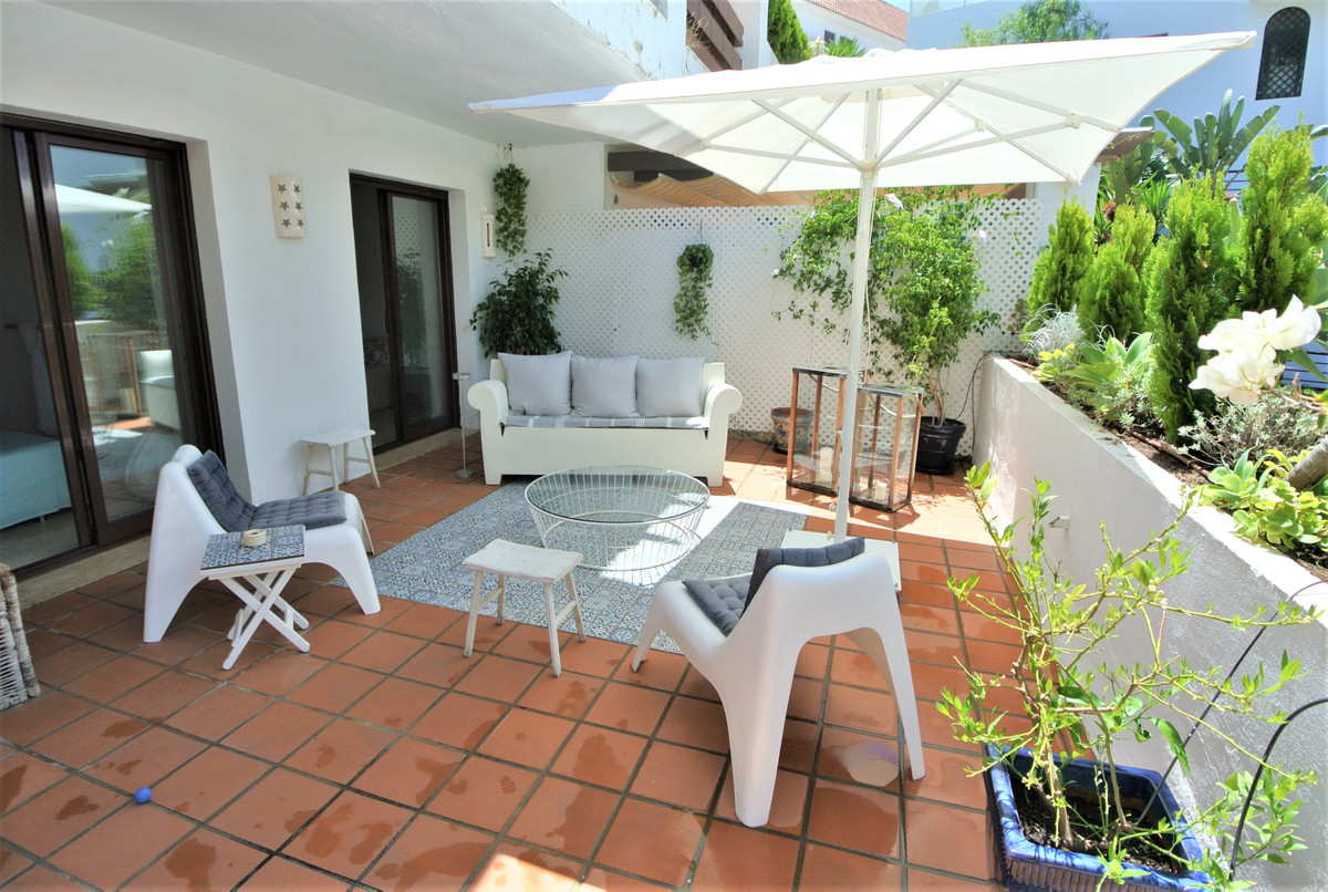 2 bedroom Apartments for sale in Milla de Oro – R5202943