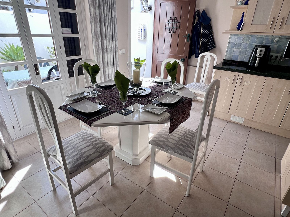 3 bedroom Townhouses for sale in Nueva Milla de Oro – R5358379