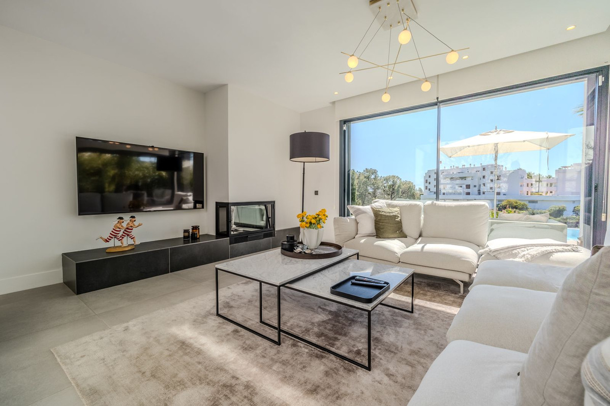 4 bedroom Villas for sale in Selwo – R5338819