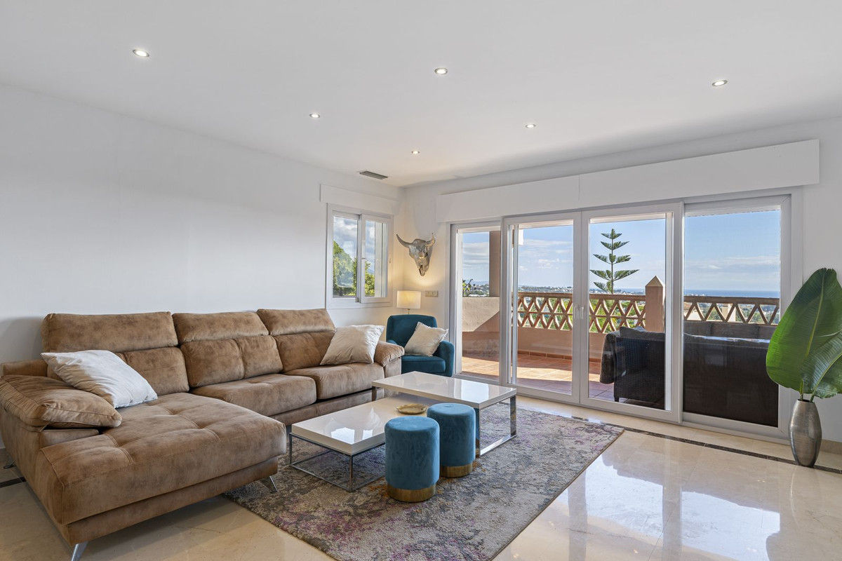 3 bedroom Apartments for sale in Los Arqueros – R5248651