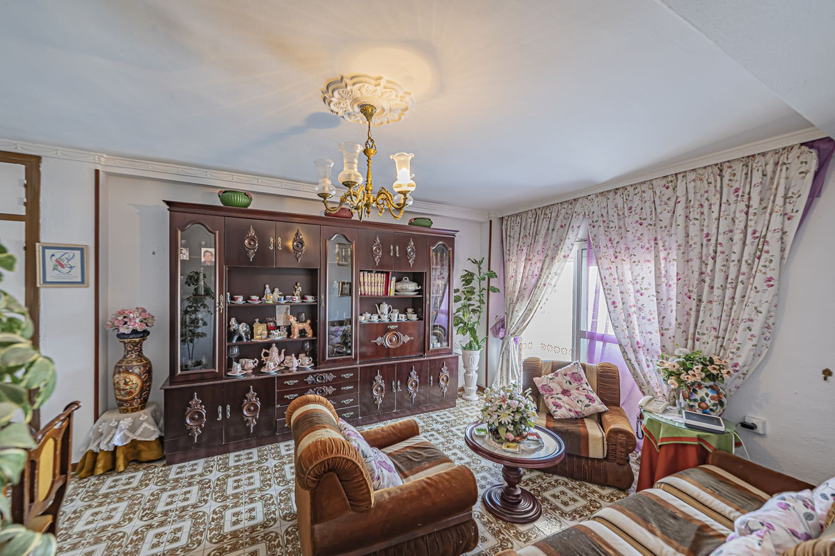 3 bedroom Apartments for sale in Marbella – R5358409