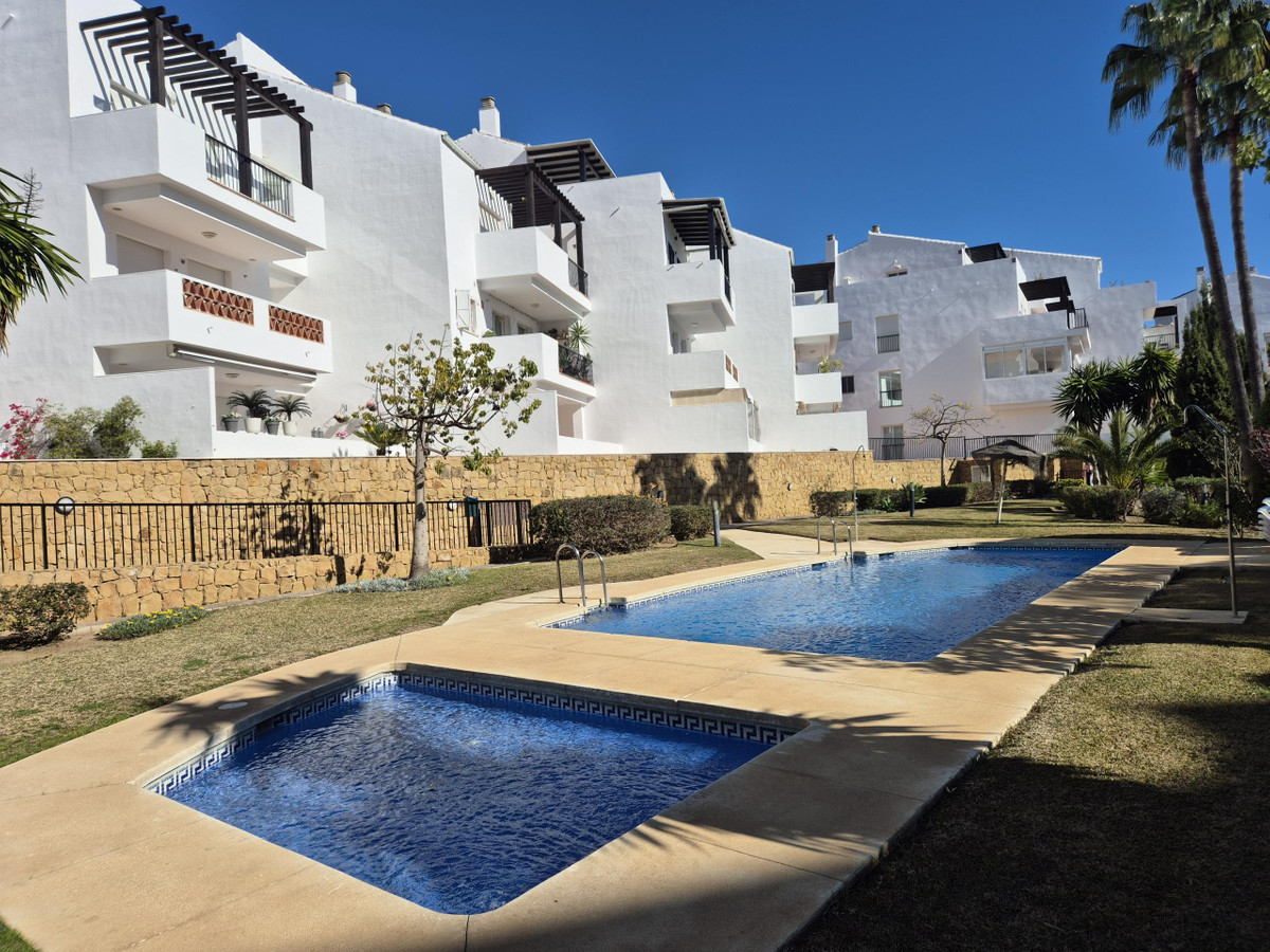 2 bedroom Apartments for sale in Riviera del Sol – R5365666