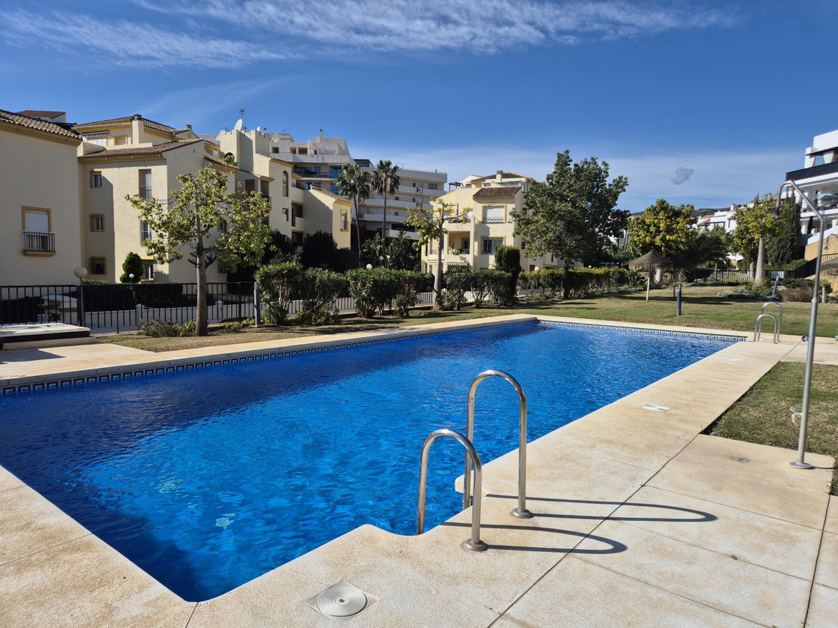 2 bedroom Apartments for sale in Riviera del Sol – R5365666