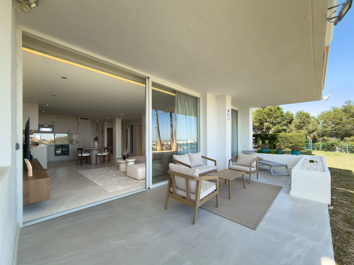 3 bedroom Apartments for sale in Miraflores – R5316571