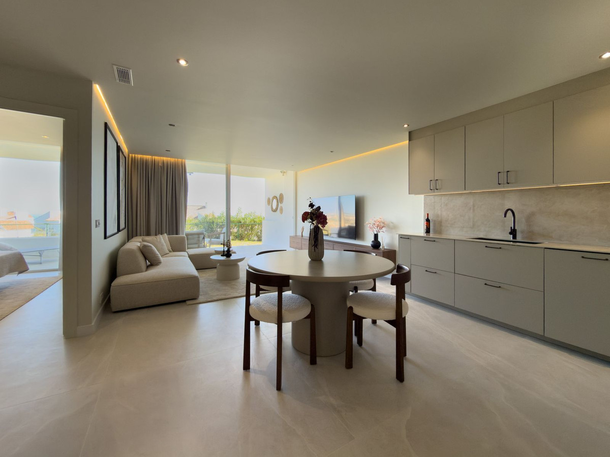 3 bedroom Apartments for sale in Miraflores – R5316571