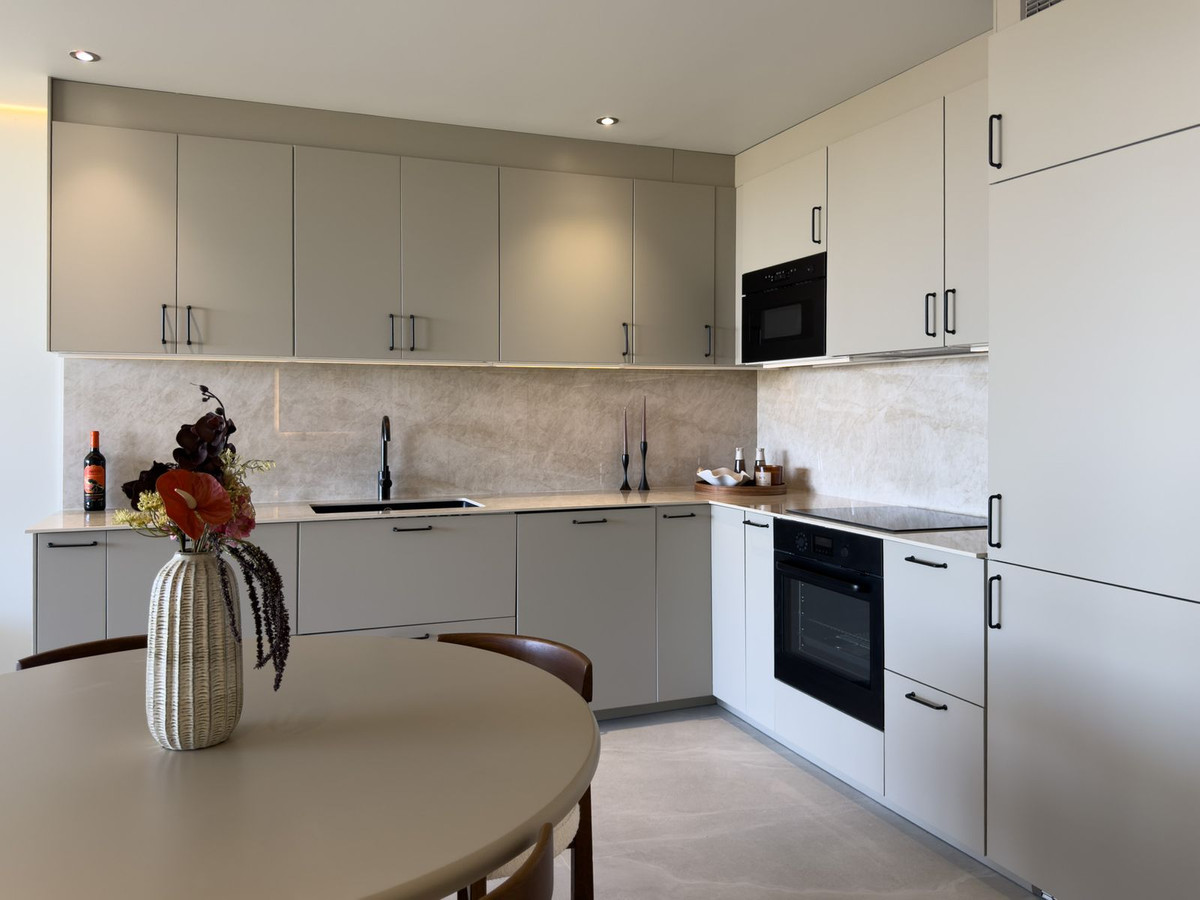 3 bedroom Apartments for sale in Miraflores – R5316571