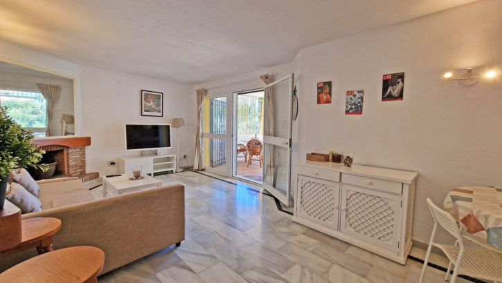 2 bedroom Apartments for sale in Calahonda – R5353552 in 