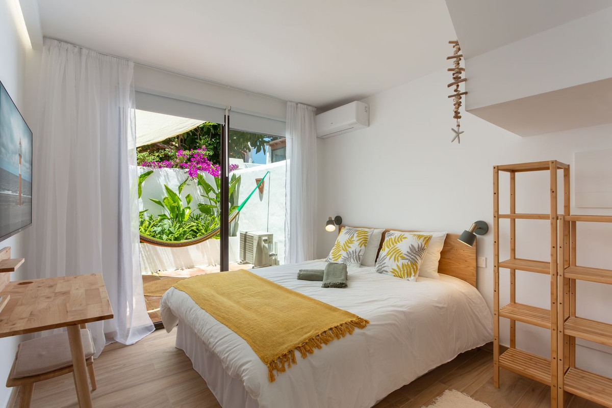 1 bedroom Townhouses for sale in Nueva Milla de Oro – R5123158