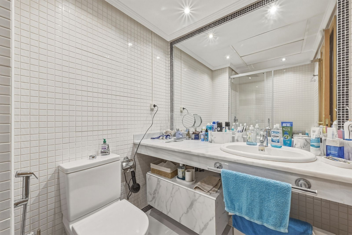 2 bedroom Apartments for sale in Carib Playa – R5358292