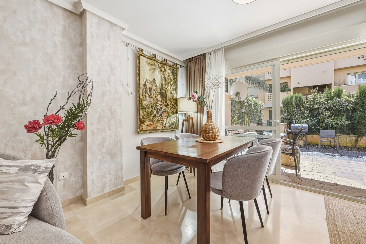 2 bedroom Apartments for sale in Carib Playa – R5358292