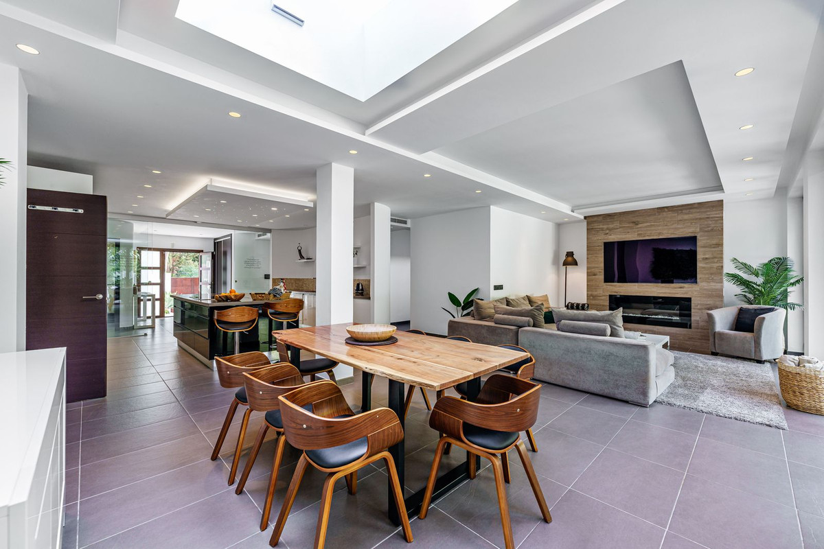 Villas de 5 dormitorios en venta en Marbella – R5347324