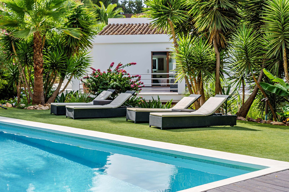 Villas de 5 dormitorios en venta en Marbella – R5347324