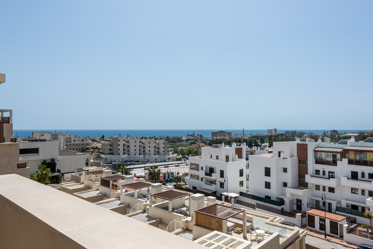 4 bedroom Apartments for sale in La Cala de Mijas – R5357680