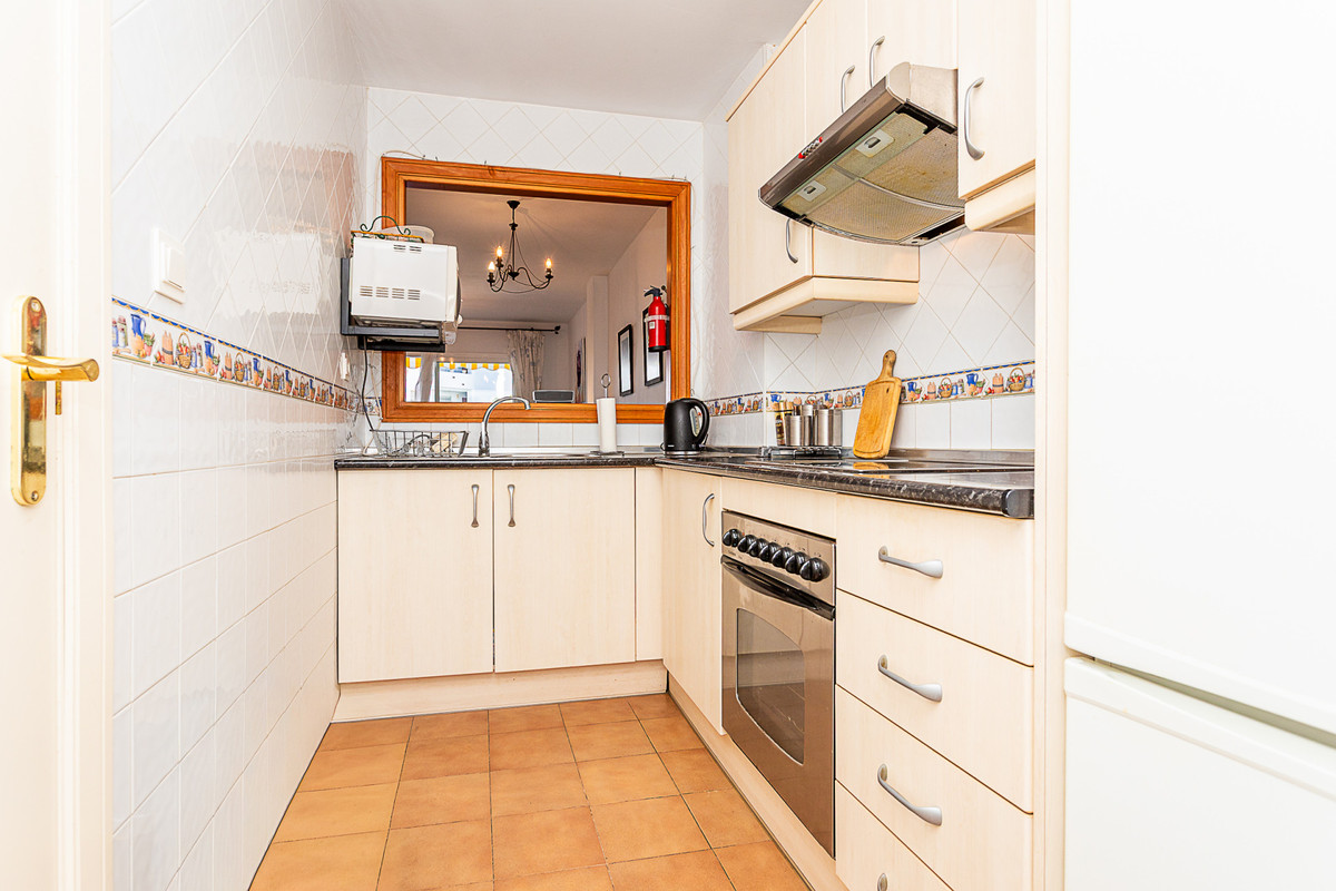 2 bedroom Apartments for sale in Calahonda – R5219818