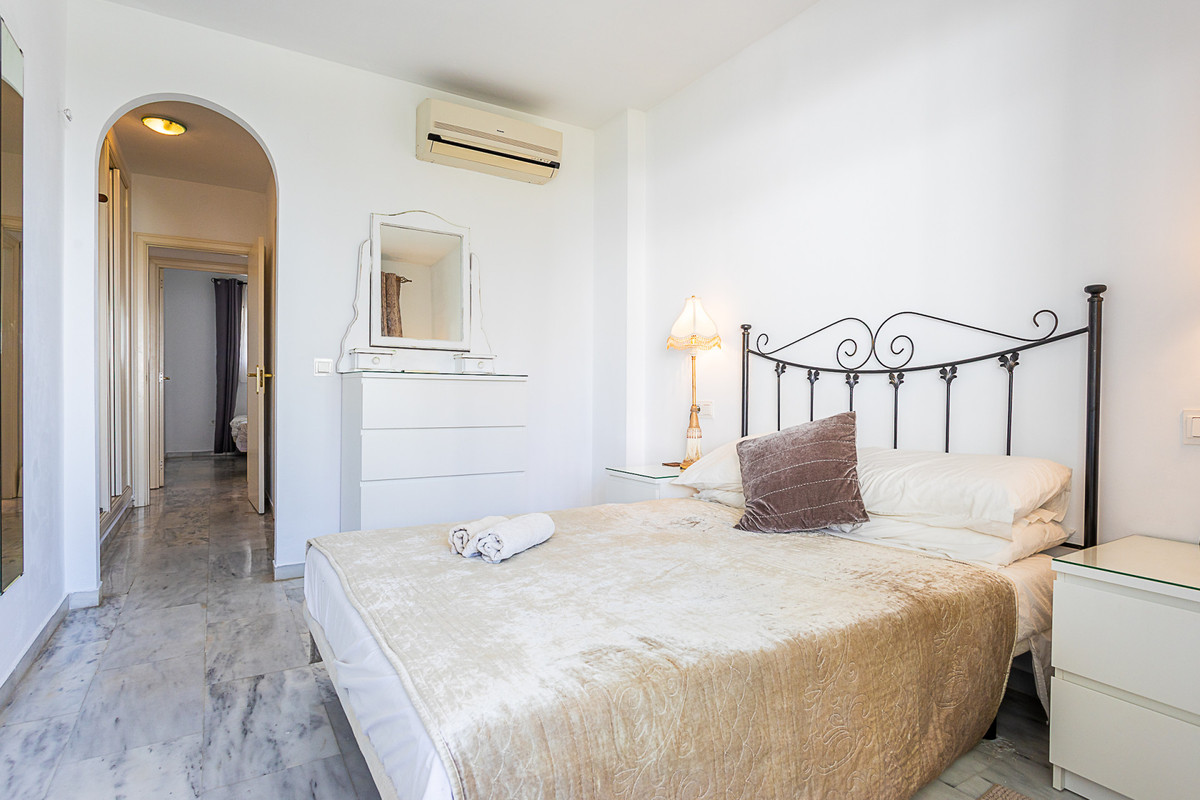 2 bedroom Apartments for sale in Calahonda – R5219818