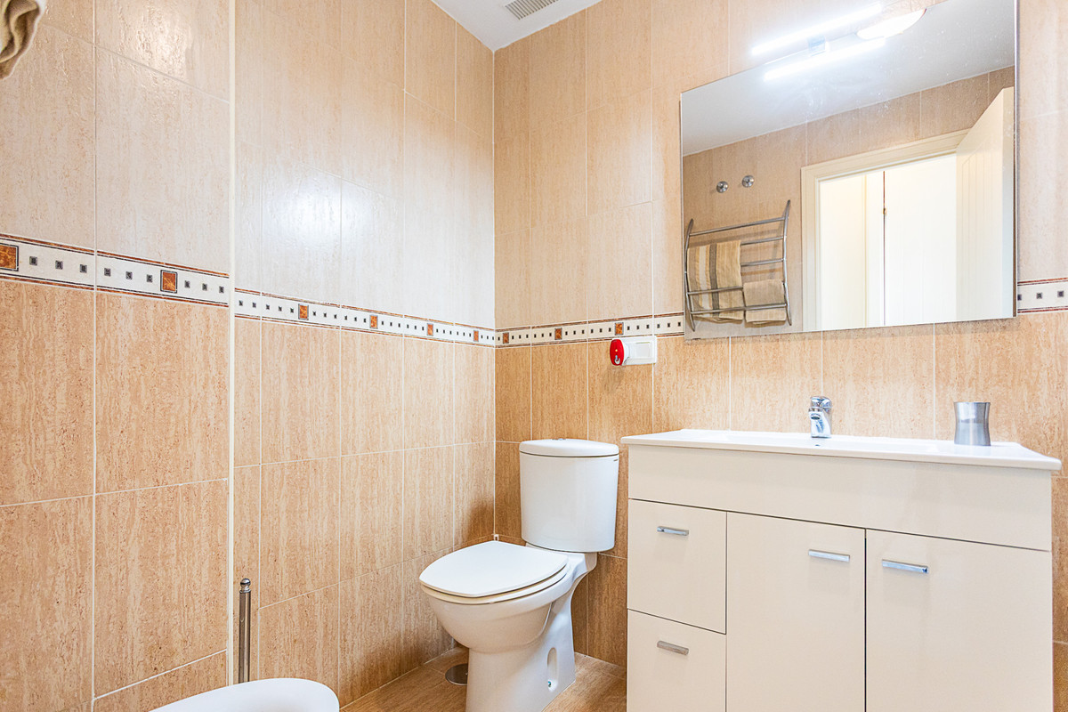 2 bedroom Apartments for sale in Calahonda – R5219818