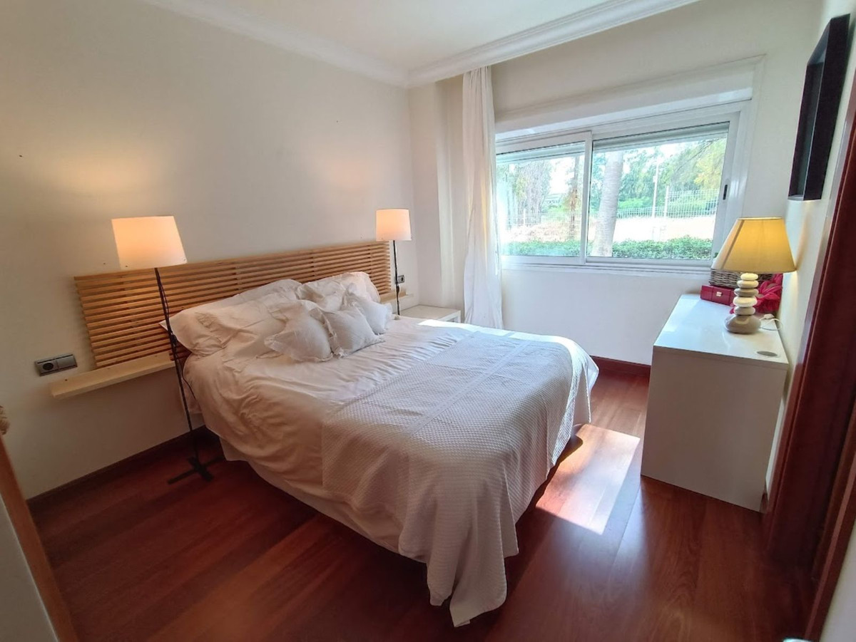 Apartamento de 2 dormitorios en venta en Puerto Banús – R4104646 Apartamento de 2 dormitorios en venta en Puerto Banús – R4104646