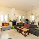 Villas de 4 dormitorios en venta en Marbesa – R5351044