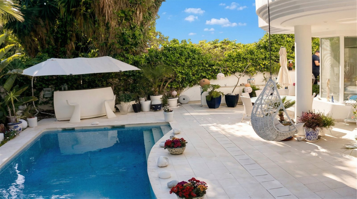 3 bedroom Villas for sale in Nueva Milla de Oro – R5350147