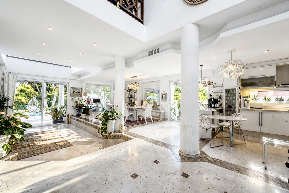 3 bedroom Villas for sale in Nueva Milla de Oro – R5350147