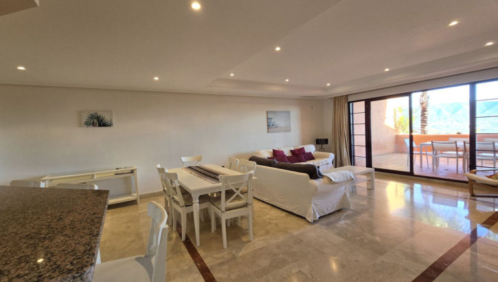 Apartamentos de 2 dormitorios en venta en La Mairena – R5362930 en 